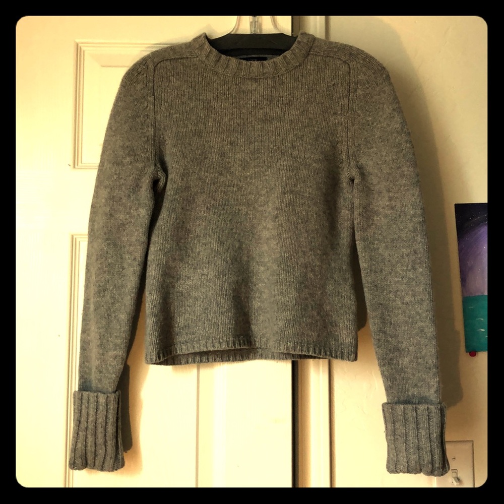 Comfortable gray sweatshirt